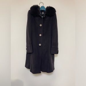 Vintage Woman Wool Trench Coat W Fox Hair Collar